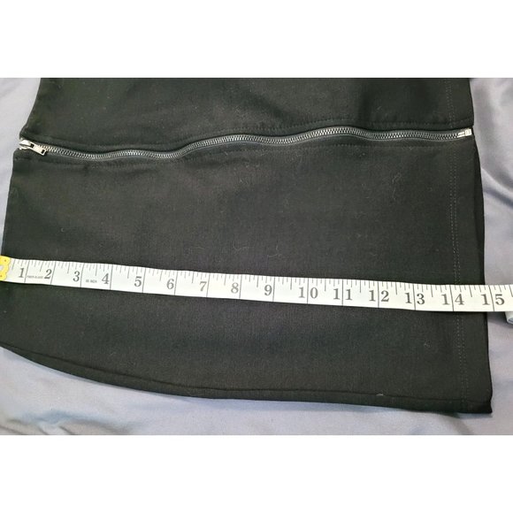 Women's Forever 21 Black Front Zip Mini Skirt, Size M - Picture 6 of 6
